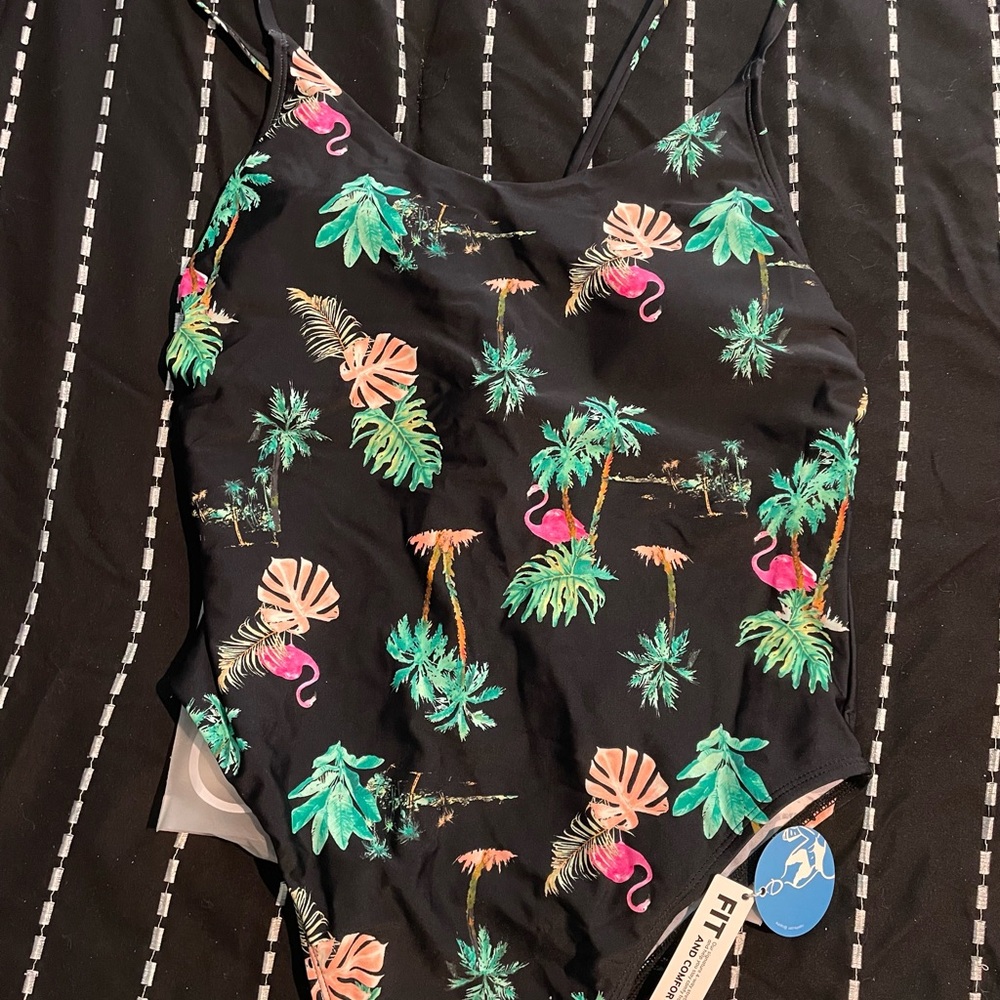 NWT Women’s CUPSHE Black One-Piece Swimsuit with Tropical Palm & Flamingo Print